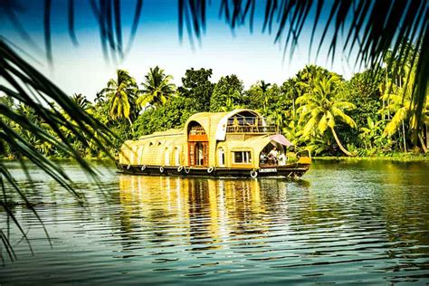 Fall In Love With Indias Best Honeymoon Destination Kerala