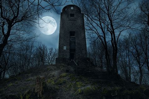 The Tower Moon Structure