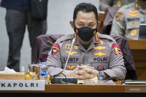 Kapolri Mutasi Sejumlah Pejabat Polda Riau Antara News