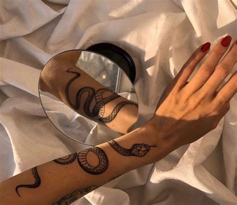 Snake Tattoo Tatuajes Femeninos Tatuajes Inspiradores Tatuaje De La