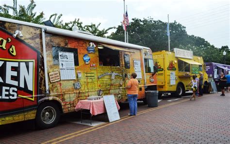 Car Show E Food Trucks Em Downtown Kissimmee Vivendo Orlando