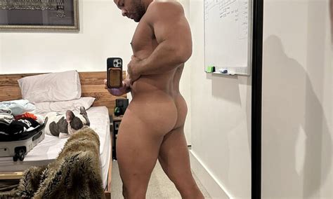 181 Black Hunk Reegswood Onlyfans Leaked GaysDream Gay Onlyfans Leaks