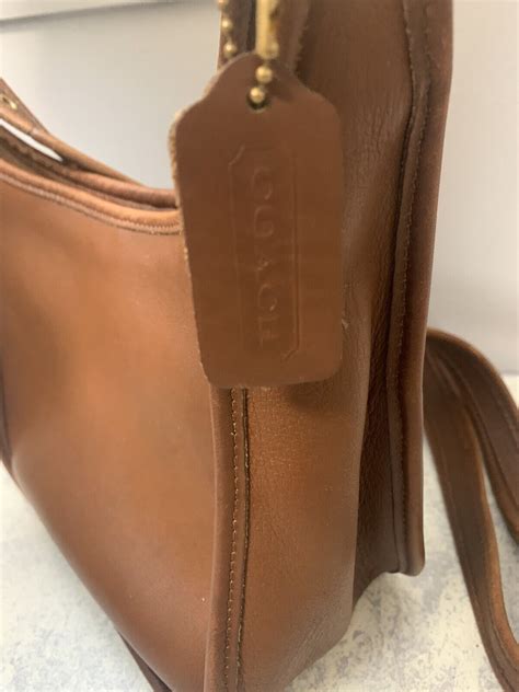 Vintage COACH Janice Legacy British Tan Leather Cross Gem