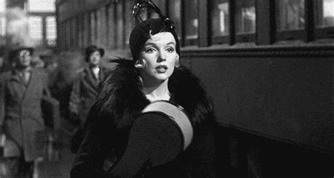 Some Like It Hot Marilyn Monroe WiffleGif