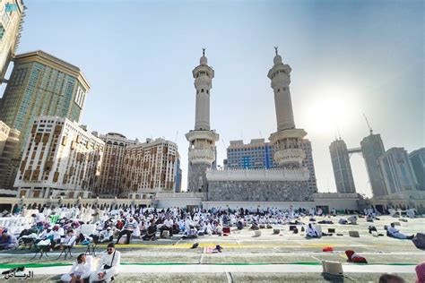 جريدة الرياض تهيئة سطح المسجد الحرام للمعتمرين والمصلين خلال رمضان