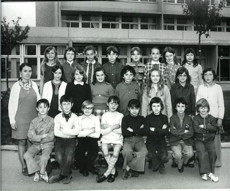 Photo De Classe Cm1 1973 74 De 1973 Ecole Dewerpe Rene Copains Davant