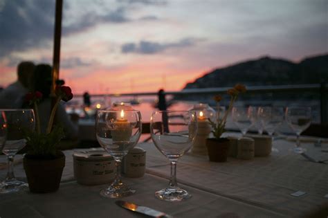 11 Most Romantic Restaurants In The World Best Date Night Restaurants