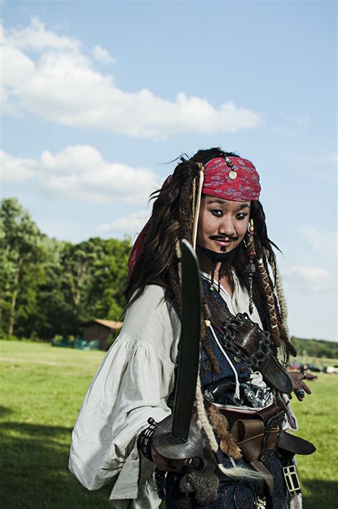 Captain Jack Sparrow Cosplay by SparrowStyle - Cosplay Photo (35177883 ...