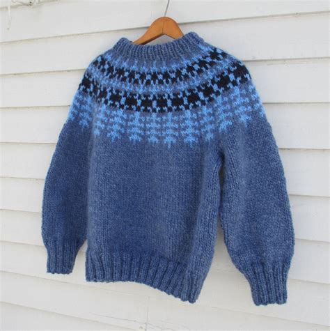 Icelandic Sweater Handknit Blue Wool Women's Small