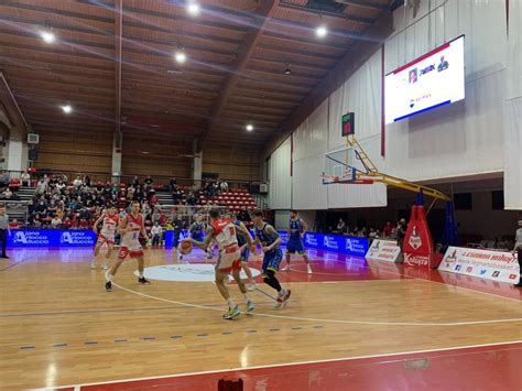 Basket Legnano Sfida In Casa Piombino Legnanonews