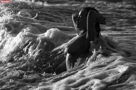 Naked Сара Стивенс Added 06 25 2018 by MNL72