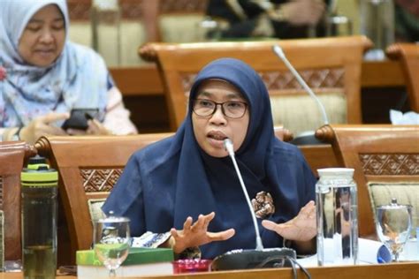 Legislator Ini Ingatkan Pemerintah Potensi Badai Phk Minta Ambil