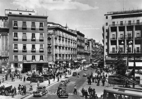 Napoli Piazza Carit Con L Hotel Universo Foto Animata Viaggiata Nel