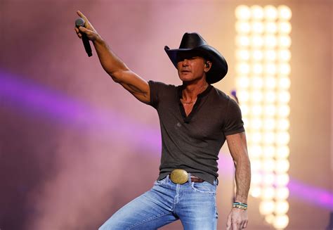 Tim Mcgraw White Jeans