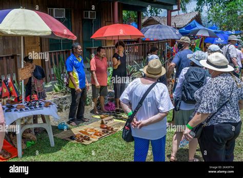 Festival Cultural Alotau Hi Res Stock Photography And Images Alamy