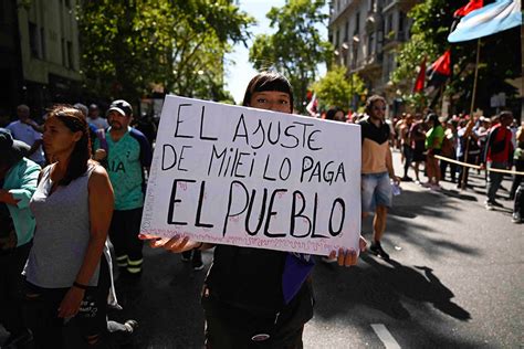 Gobierno De Argentina Oficializa Nuevos Recortes Al Gasto Estatal La