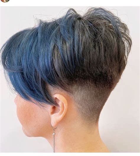 Pin By Mandy D On Hair Color Cool Short Hairstyles Hair Styles