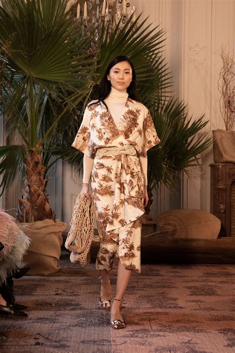 Johanna Ortiz Fall 2019 Ready To Wear Fashion Show Collection See The