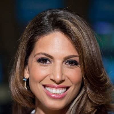 Nicole Petallides - Bio, Age, Height, Net Worth, Facts, Nationality