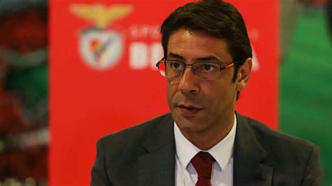 Gaspar Ramos aponta dedo à Liga após adiamento do Nacional Benfica