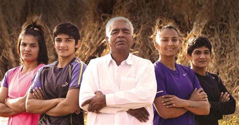 Sangeeta Phogat Husband Age Medal Phogat Sisters Biography Instagram