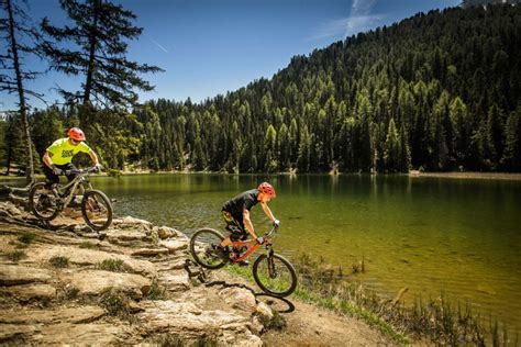 News Eröffnung Der 3 Länder Enduro Trails Am Reschenpass Enduro