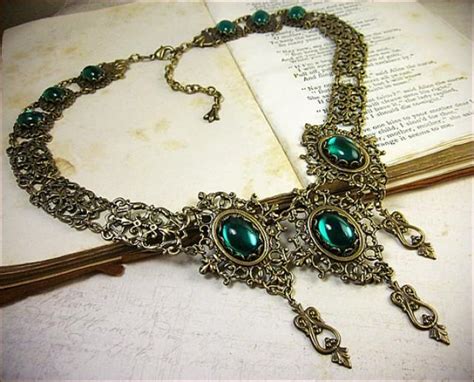 Emerald Necklace, Renaissance Jewelry, Medieval Necklace, Bridal ...