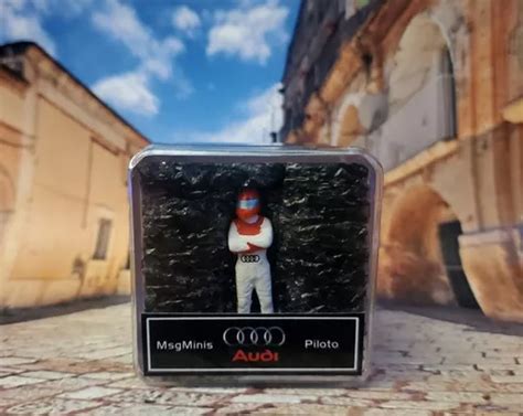 Hot Wheels Piloto Audi Rs Sport Escala De Miniatura Hw Venda Em