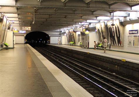 École Militaire Metro Station (Paris ( 7 th ), 1913) | Structurae