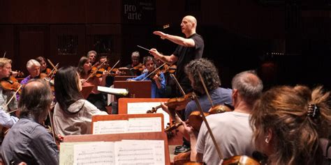 Frankfurt Haydn Por J Rvi Y La Deutsche Kammerphilharmonie Alegr A