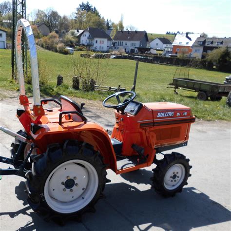 Kubota Traktor Kleintraktor B1 16 Mit Allradantrieb SB Forst