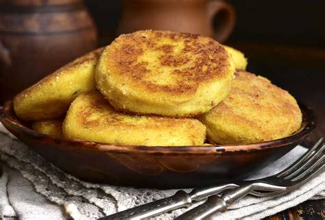 Frittelle Di Parmigiano Una Ricetta Furba Veloce E Gustosa Spadarotta