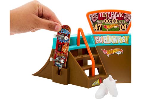Купити Набір Хот Вілс Скейт Арена Hot Wheels Stadium Skate Park Exclusive Fingerboard Mattel