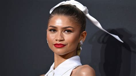 Pretty Sure This Is the Blondest Zendaya's Hair Has Ever Been — See the ...