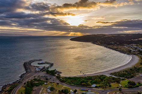 Top Photo Spots At Penneshaw Jetty In