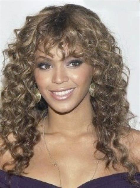 Beyonce With Dark Ash Blonde Hair Color In Super Curly Wig With