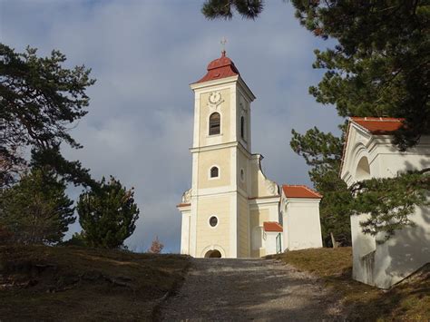 WETTERKREUZKIRCHE EINE GEMÜTLICHE WEINWANDERUNG IM TRAISENTAL