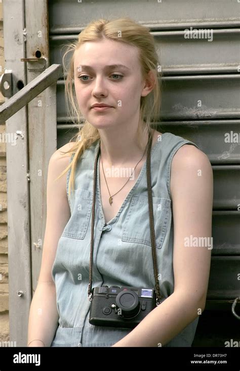 Dakota Fanning On The Set Of Her New Film Very Good Girls Shooting On