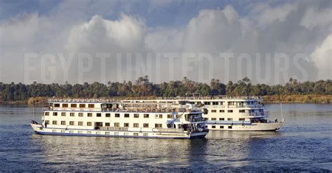 10 Top Tips For Nile Cruise Luxor Aswan booking 2024