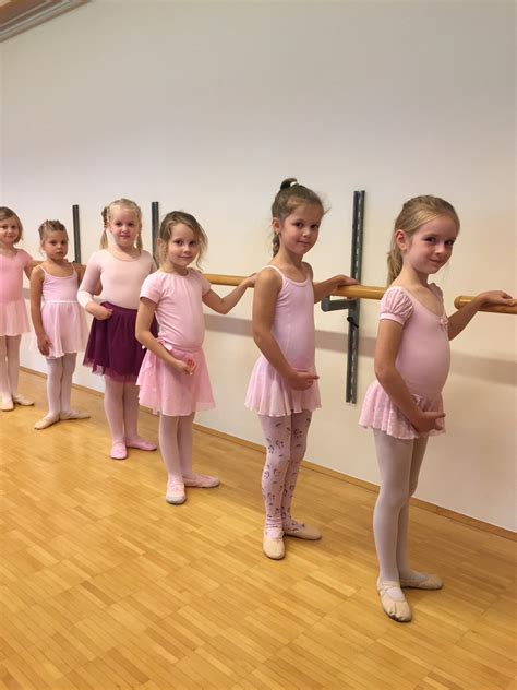 Ballett F R Kinder Ab F Nf Jahren Weiz