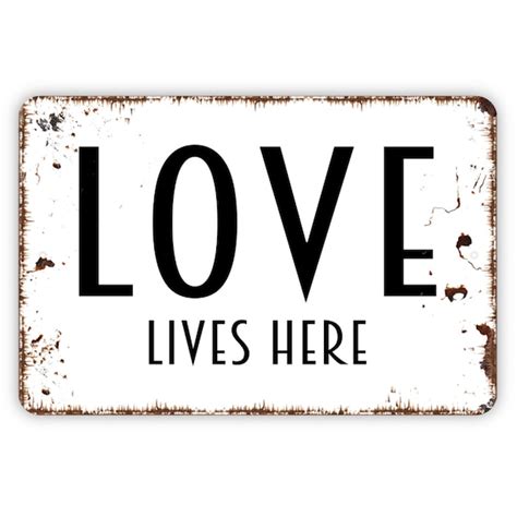 Love Lives Here Sign - Etsy