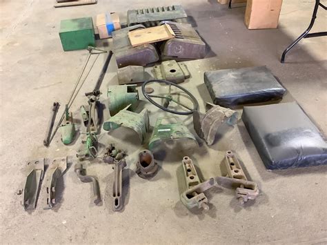 John Deere 2 Cylinder Tractor Parts Bigiron Auctions