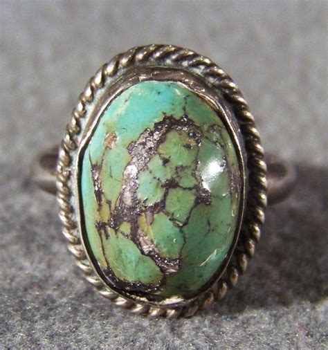 Vintage Native American Navaho Sterling Silver Oval Turquoise Bold Band