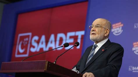 Saadet Partisi Temel Karamollaoğlu nun acı günü Annesi Edibe