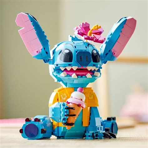 Lego Stitch Chevy Joni Roxane