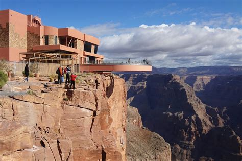 What to expect from the Grand Canyon Skywalk in 7 photos