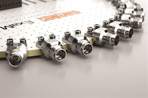 Samtec Shrinks Rf Edge Launch Connectors Electronic Products