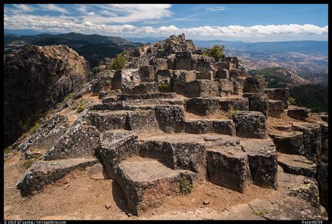 » Pilot Rock, Cascade Siskiyou National Monument - from QT Luong's Blog