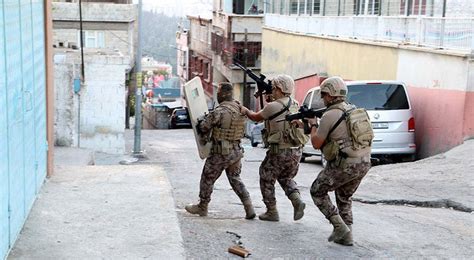 Gaziantep Te Polisin Kat L M Ile Zehir Tacirlerine Operasyon