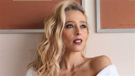 Hot Sexy Mafalda Teixeira Bikini Pics